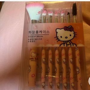 Hello Kitty Makeup Brushes